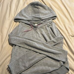 Under armour cropped hoodie